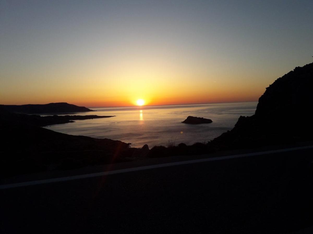 Michail Suites Afiartis Karpathos Екстер'єр фото